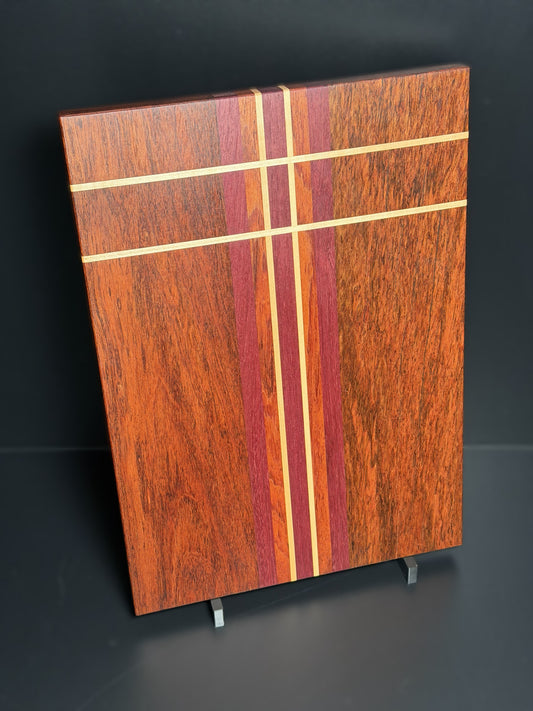 Deska do krojenia/serwowania z drewna Azobe, Konu kanadyjskiego i Amaranth