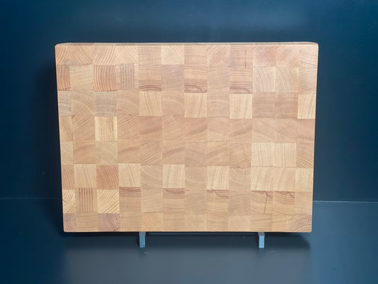 Sztorcowa deska do krojenia z buku